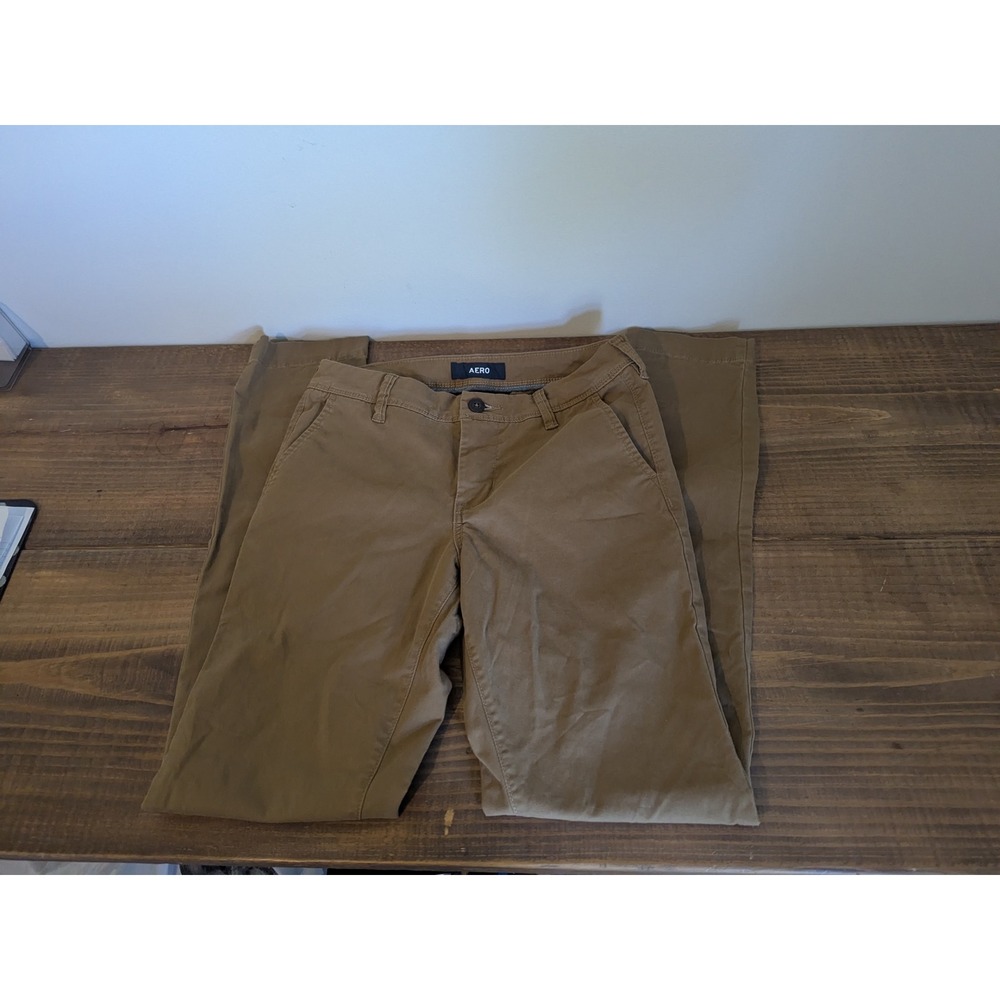 AERO Slim Straight‎ Khaki Pants Men's Size 28/32 Classic Casual Chino Trousers